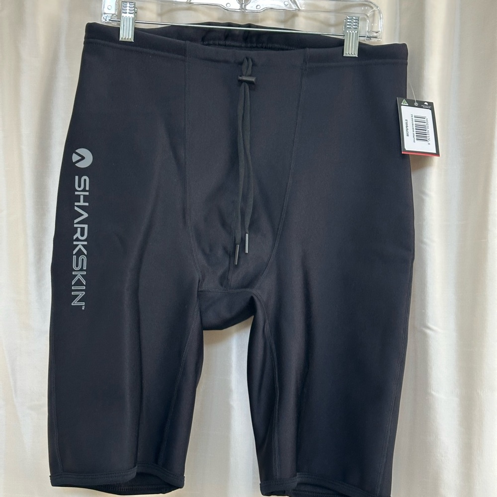 SHARKSKIN Chillproof short pants .  XLG. Keep your junk warm